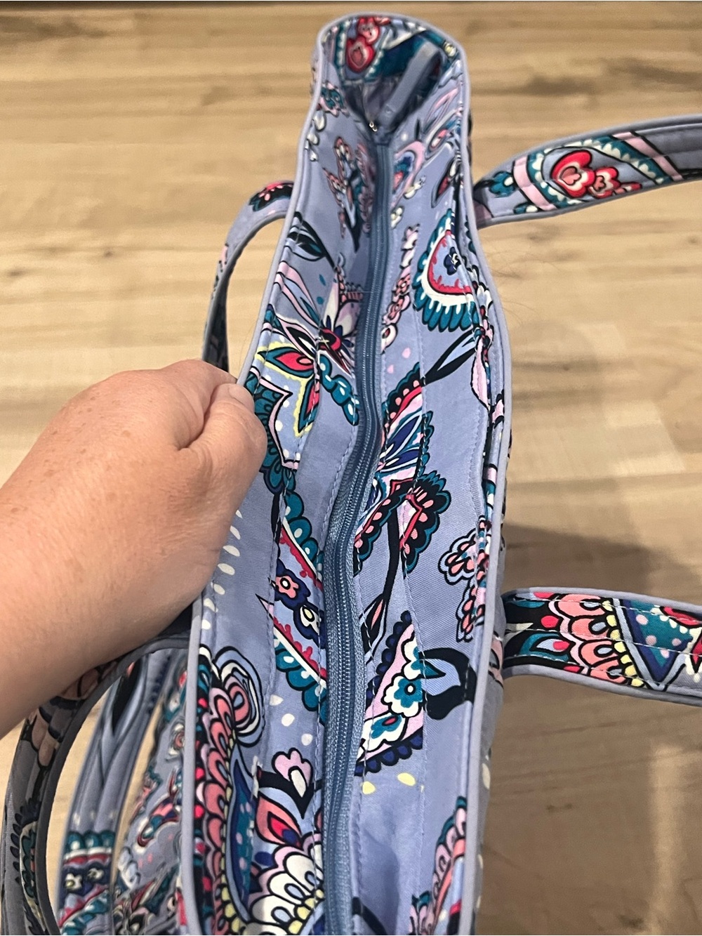 Vera Bradley Quilted Paisley Travel Tote in Light Blue with Teal & Pink Accents - Picture 5 of 8